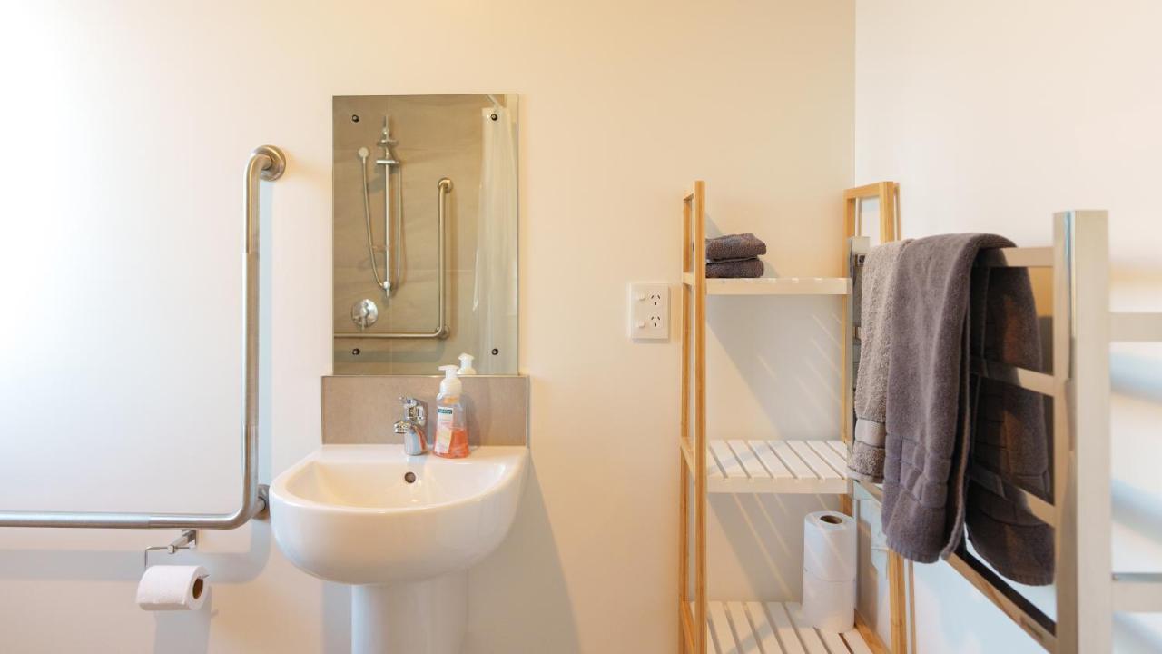 Entire Studio - Rodman 18 - Newly Furnished เลคเทคาโป ภายนอก รูปภาพ